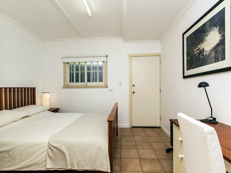 35 Myrtle Street, Grange QLD 4051