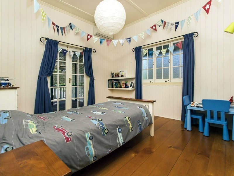 35 Myrtle Street, Grange QLD 4051