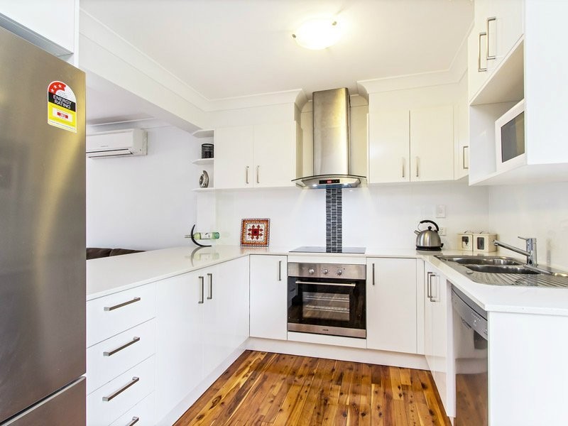 6 Karrabin Street, Mitchelton QLD 4053