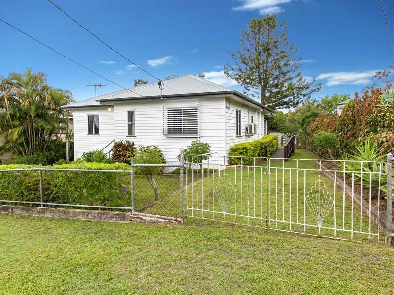 4 Corvi Street, Mitchelton QLD 4053