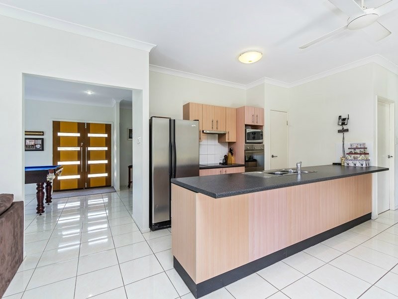 4 Crowe Close, Mcdowall QLD 4053