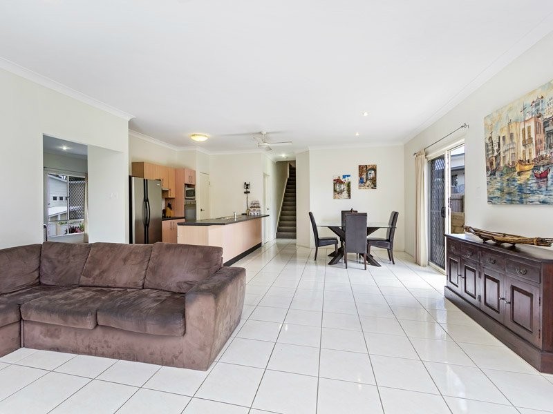 4 Crowe Close, Mcdowall QLD 4053