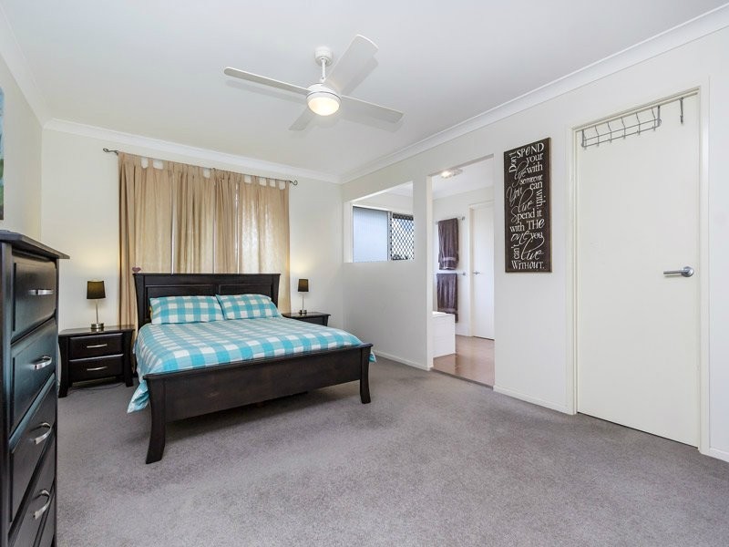 4 Crowe Close, Mcdowall QLD 4053