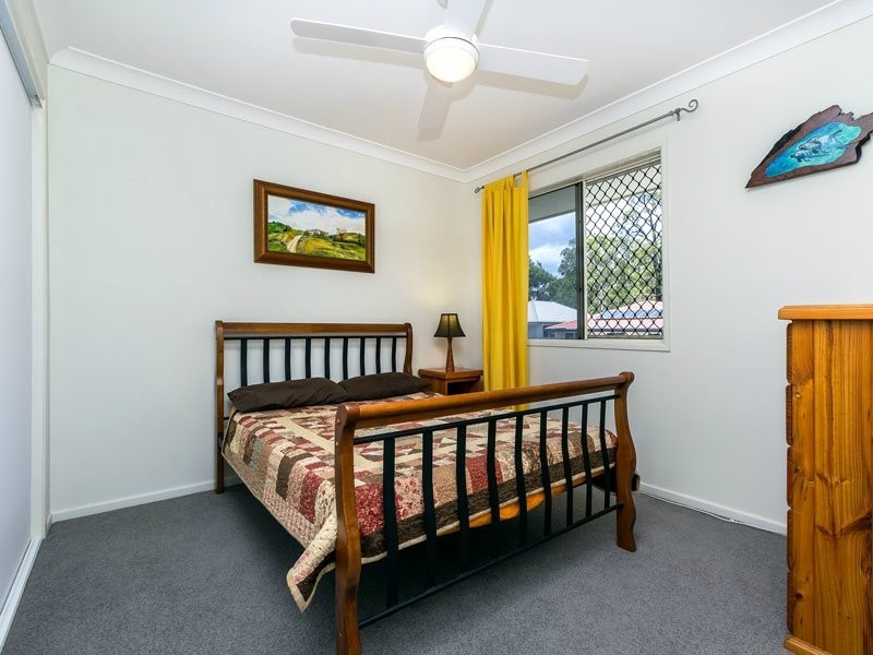 4 Crowe Close, Mcdowall QLD 4053