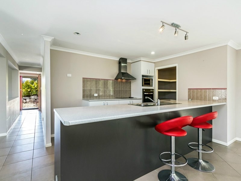 258 Levitt Road, Upper Kedron QLD 4055