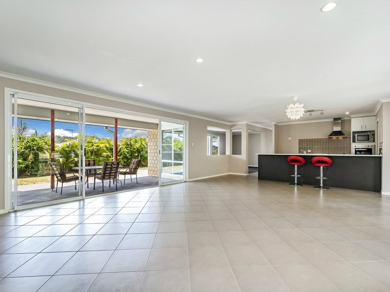 258 Levitt Road, Upper Kedron QLD 4055