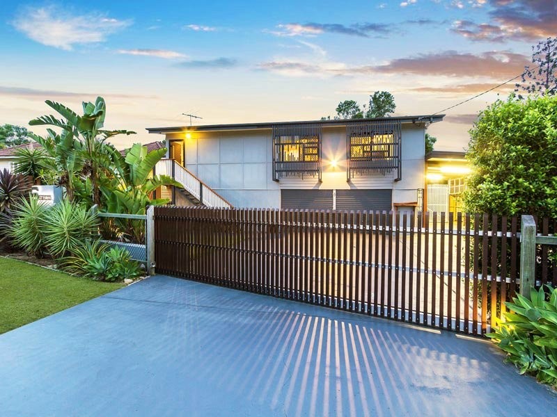 6 St Helens Road, Mitchelton QLD 4053