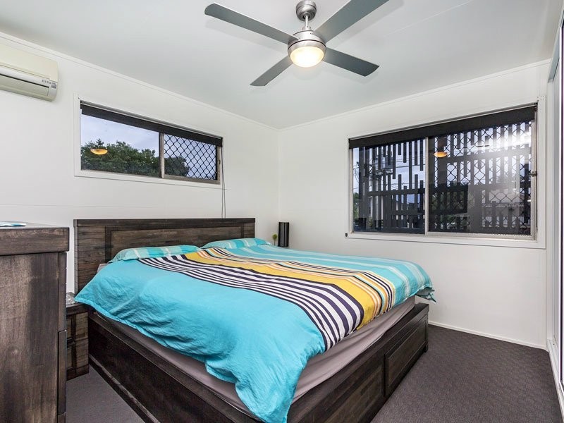 6 St Helens Road, Mitchelton QLD 4053