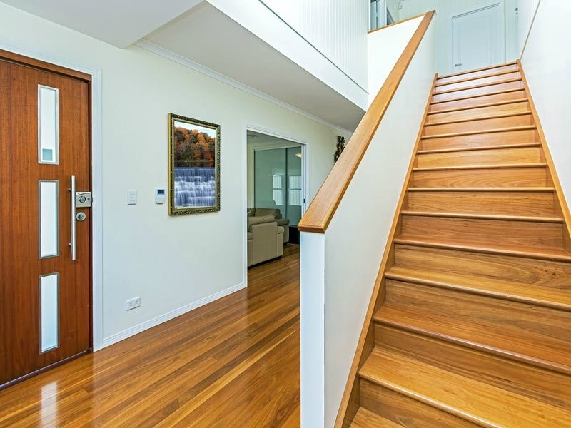 18 Inglis Street, Grange QLD 4051