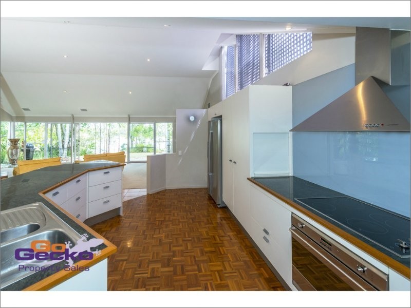 51 Lather Road, Bellbowrie QLD 4070