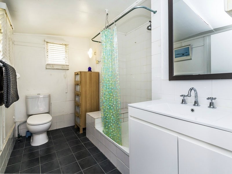 23 Blackmore Street, Windsor QLD 4030