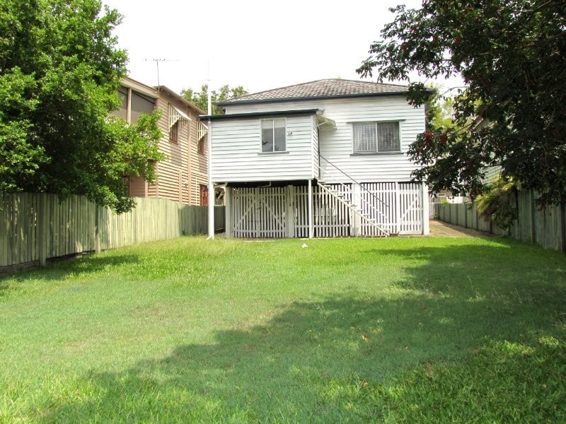 68 Antill Street, Wilston QLD 4051