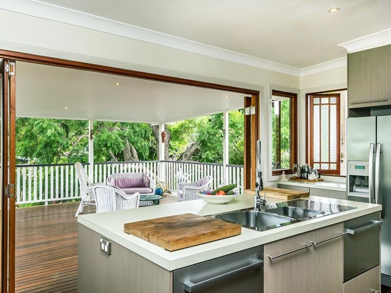 11 Prince Street, Grange QLD 4051