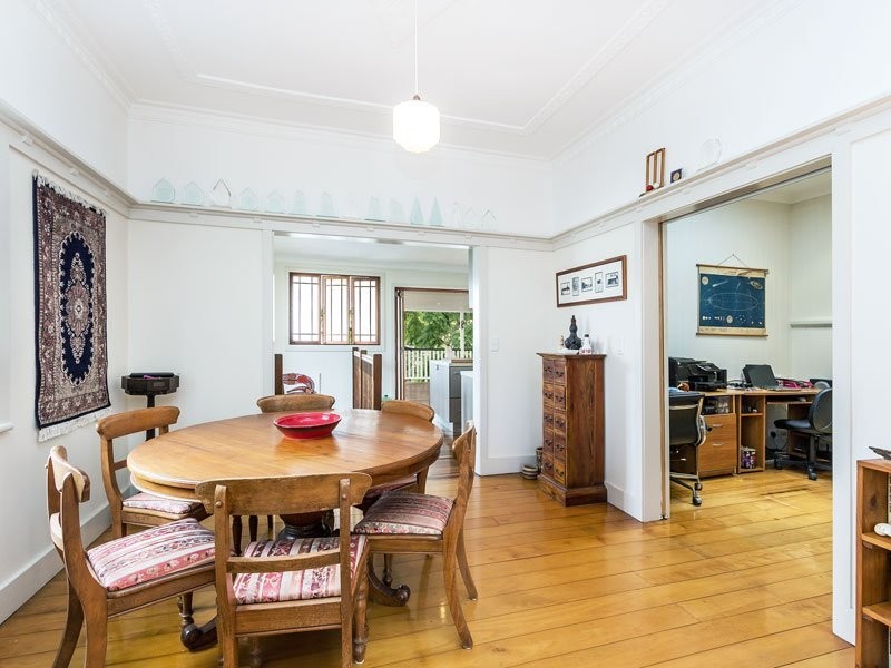 11 Prince Street, Grange QLD 4051