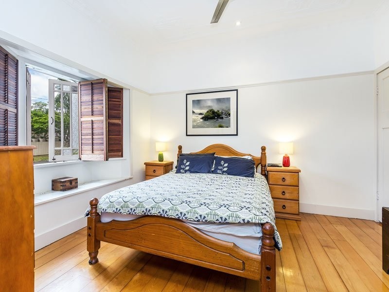 11 Prince Street, Grange QLD 4051