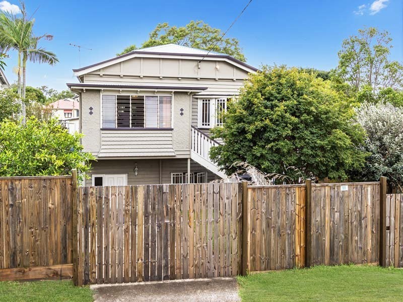 11 Prince Street, Grange QLD 4051