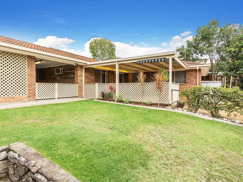 1 Yellowood Drive, Ferny Hills QLD 4055