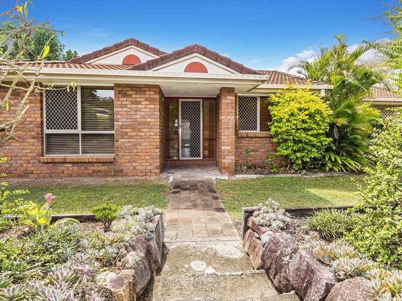 1 Yellowood Drive, Ferny Hills QLD 4055