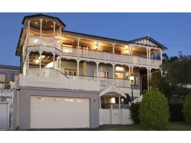 9 Colston Road, Grange QLD 4051