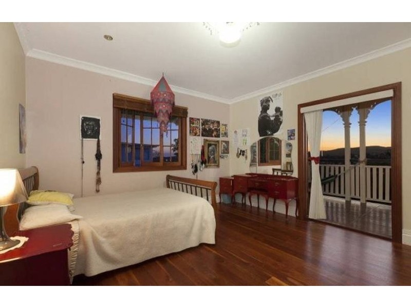 9 Colston Road, Grange QLD 4051