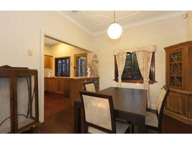 9 Colston Road, Grange QLD 4051