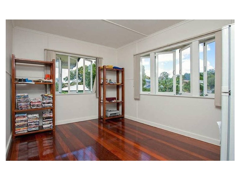 145 Lloyd Street, Enoggera QLD 4051