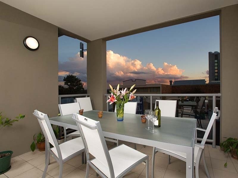 12/14 Lever Street, Albion QLD 4010
