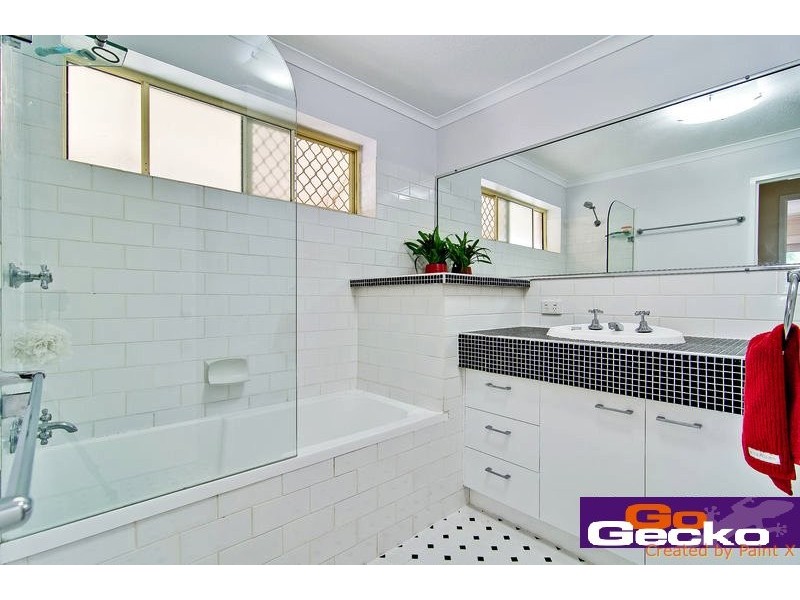 17/16 Ricardo Street, Kelvin Grove QLD 4059