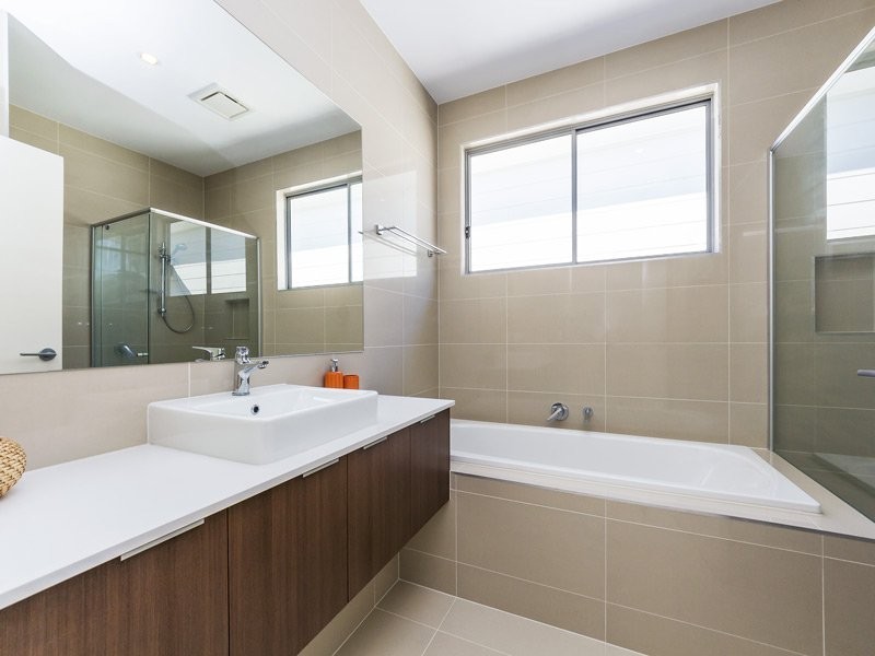 30 Parkview Street, Mitchelton QLD 4053