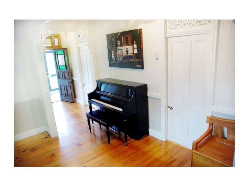 250 Lutwyche Road, Windsor QLD 4030