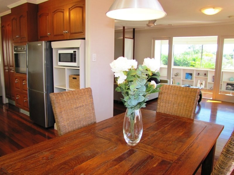 43 Farrant Street, Stafford Heights QLD 4053