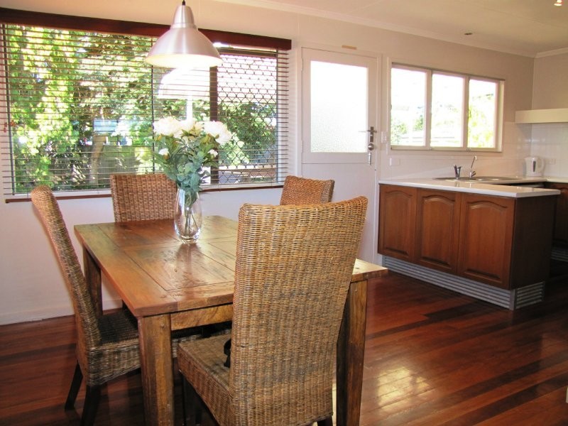 43 Farrant Street, Stafford Heights QLD 4053