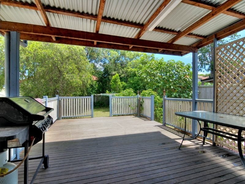 12 Allan Street, Kedron QLD 4031