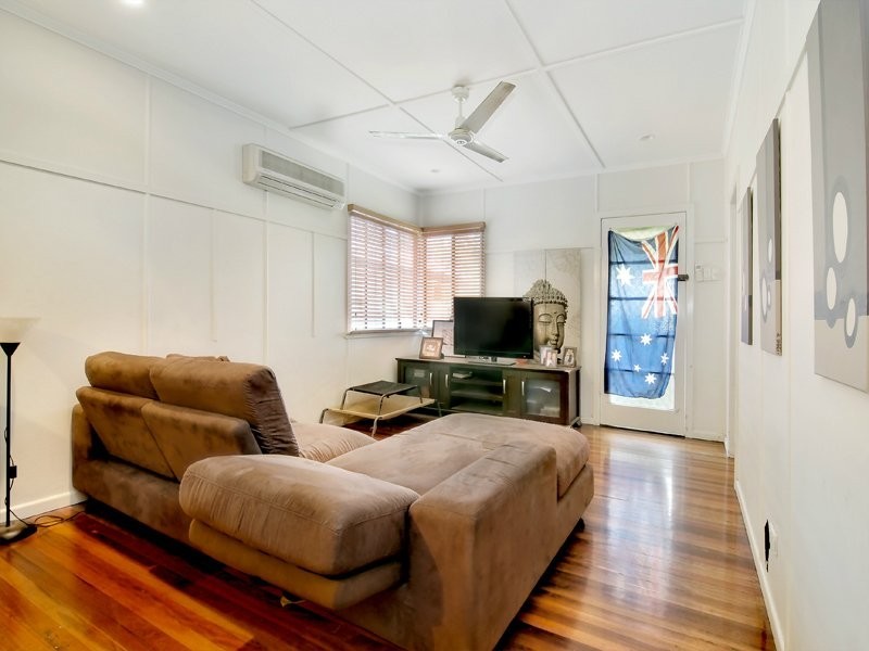 12 Allan Street, Kedron QLD 4031