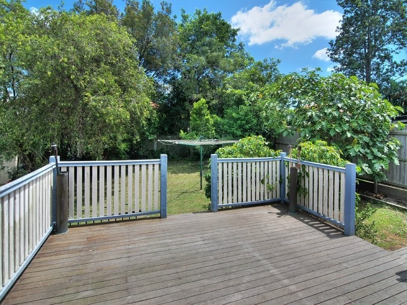 12 Allan Street, Kedron QLD 4031