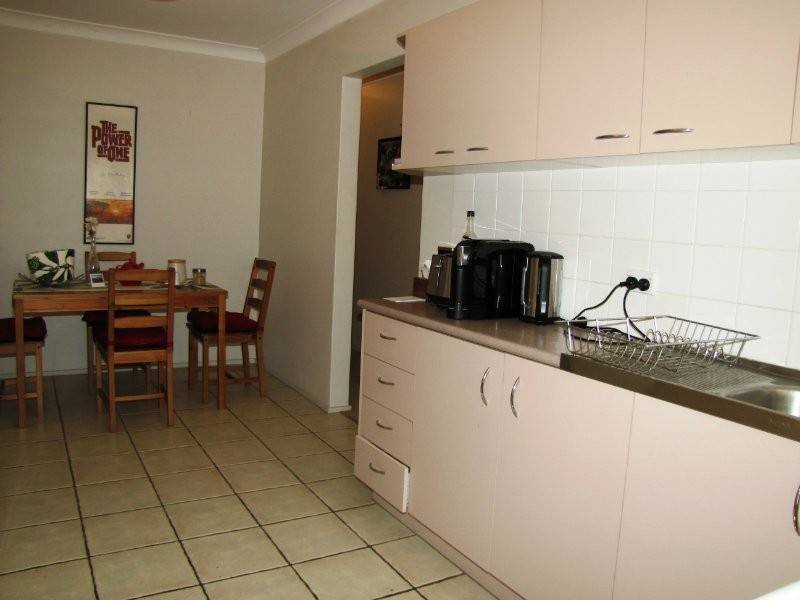 1/253 Riding Road, Balmoral QLD 4171