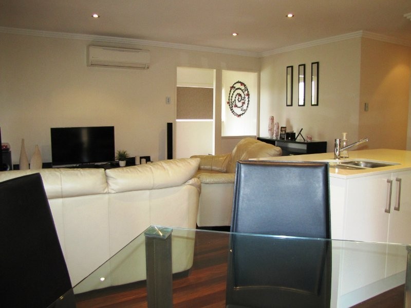 5 Bloxsom Street, Kedron QLD 4031