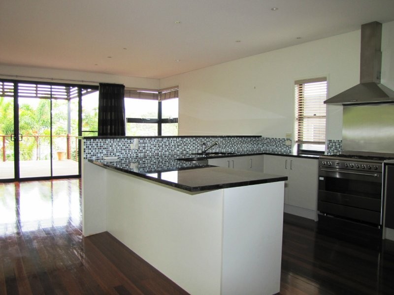 6 South Street, Newmarket QLD 4051
