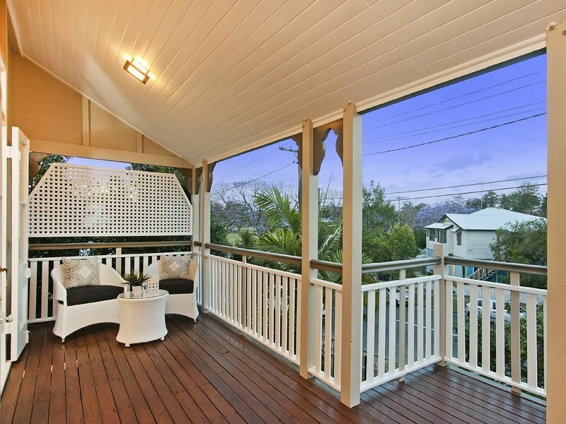 6 Halifax Street, Coorparoo QLD 4151