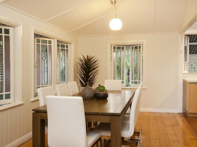 6 Halifax Street, Coorparoo QLD 4151