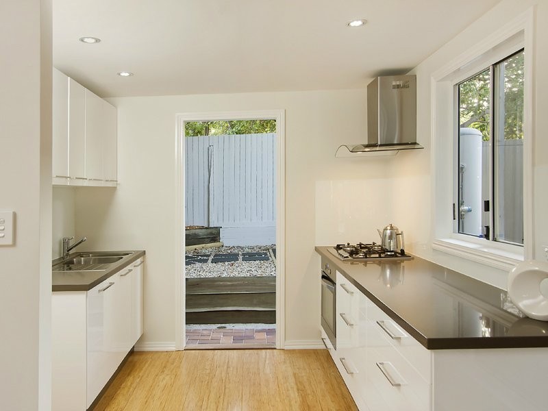 6 Halifax Street, Coorparoo QLD 4151