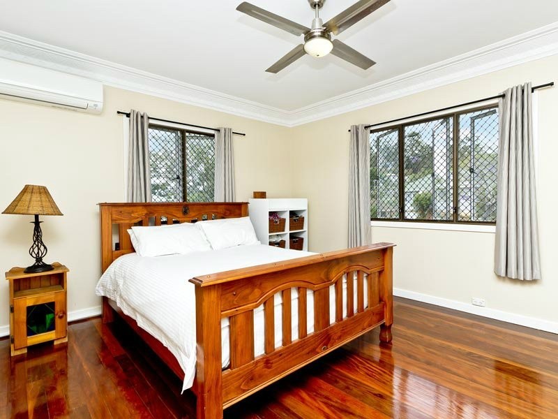 101 Byth Street, Stafford QLD 4053