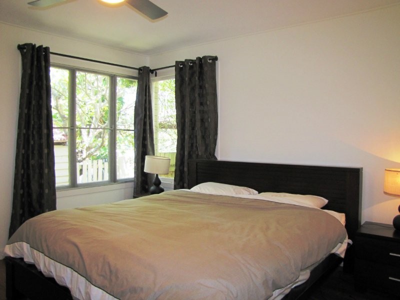 311 Kitchener Road, Stafford Heights QLD 4053