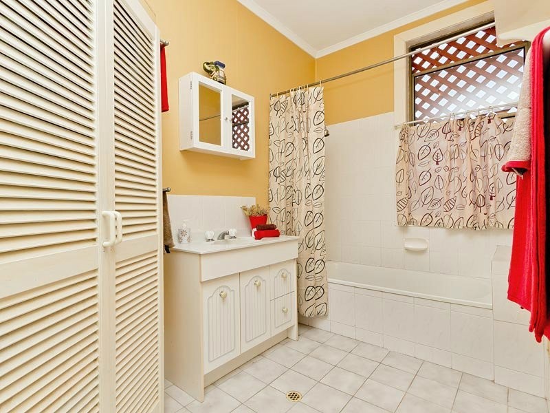 67 Shamrock Street, Gordon Park QLD 4031