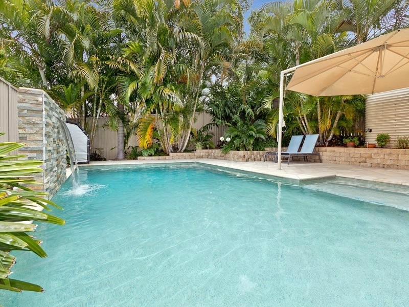 10 Seventh Avenue, Windsor QLD 4030