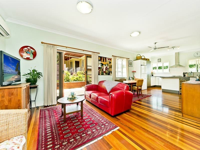 154 Gracemere Street, Grange QLD 4051