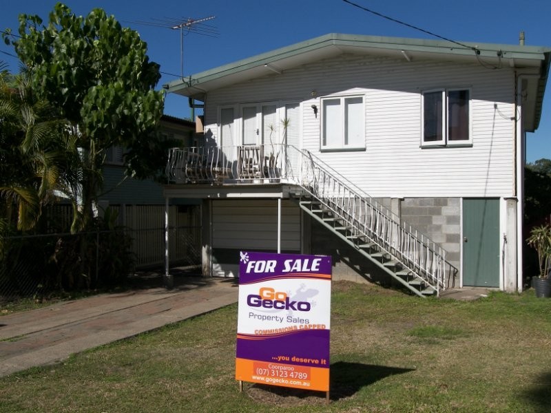 8 Rossiter Street, Morningside QLD 4170