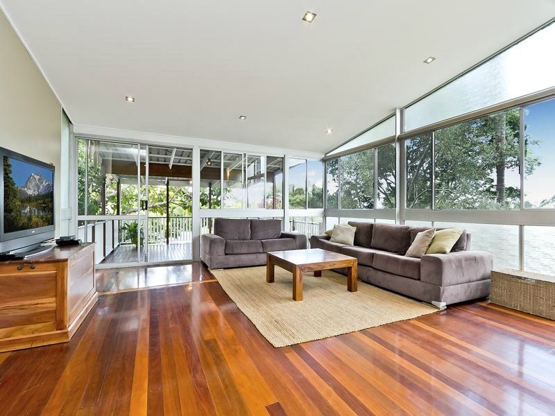 17 Normanton Street, Stafford Heights QLD 4053