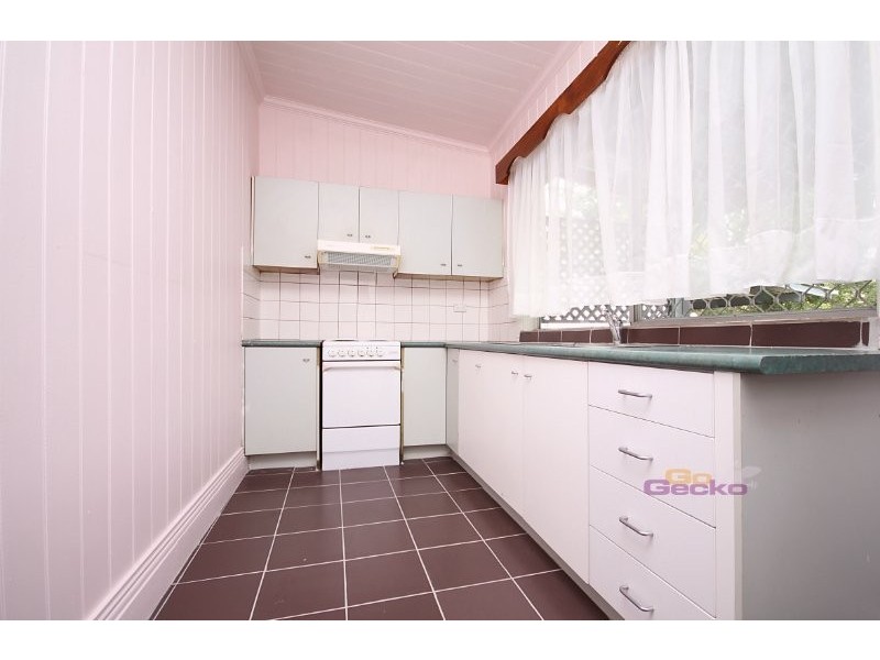 55 Cleveland Street, Greenslopes QLD 4120