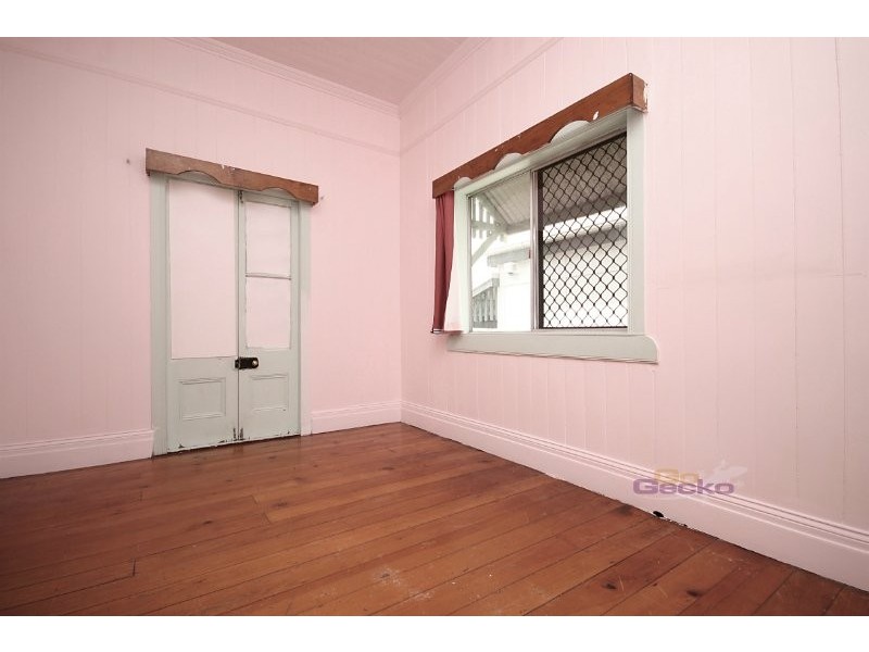 55 Cleveland Street, Greenslopes QLD 4120